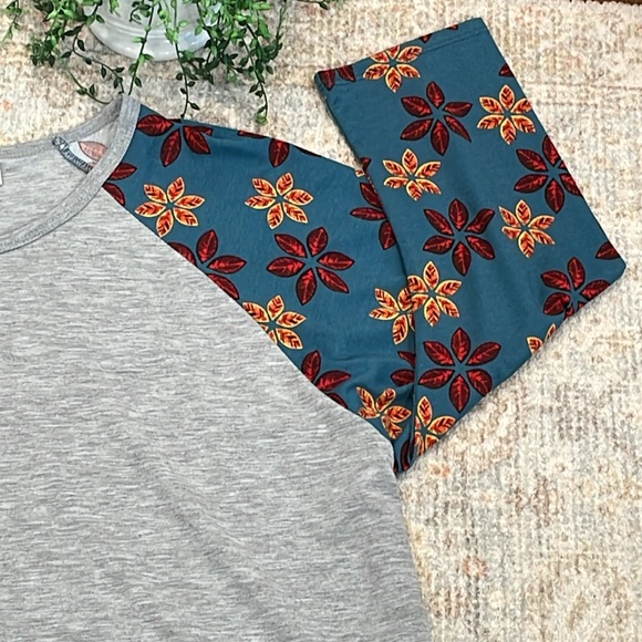 LuLaRoe Randy tee - Picture 5 of 7
